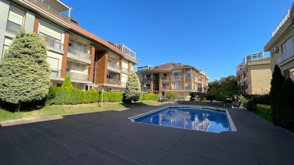 Florya Park Evleri (Beyaz Vadi) sitesinin havadan görünümü — Florya, Bakırköy, İstanbul
